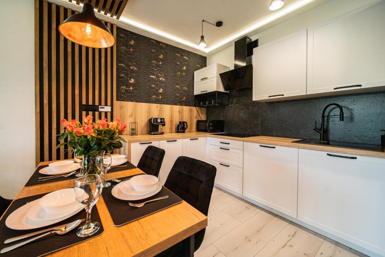Apartament Duzy Staw Apartment Jelenia Góra Екстериор снимка