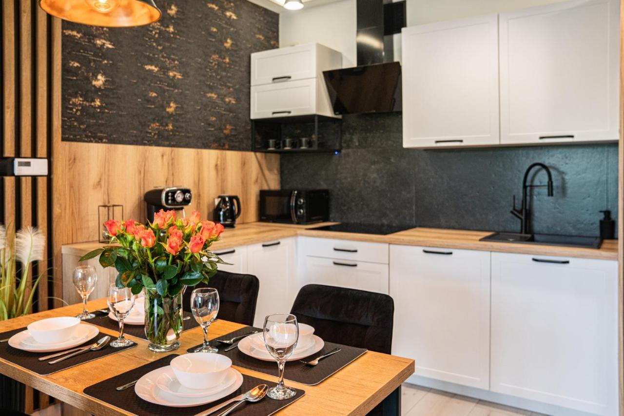 Apartament Duzy Staw Apartment Jelenia Góra Екстериор снимка